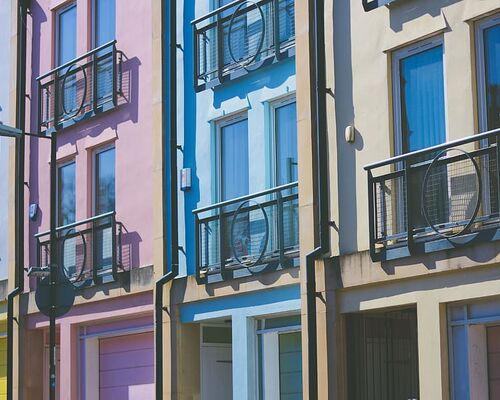 apartments-architecture-buildings-colorful
