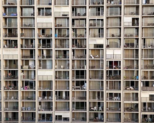 facade-exterior-balcony-apartment